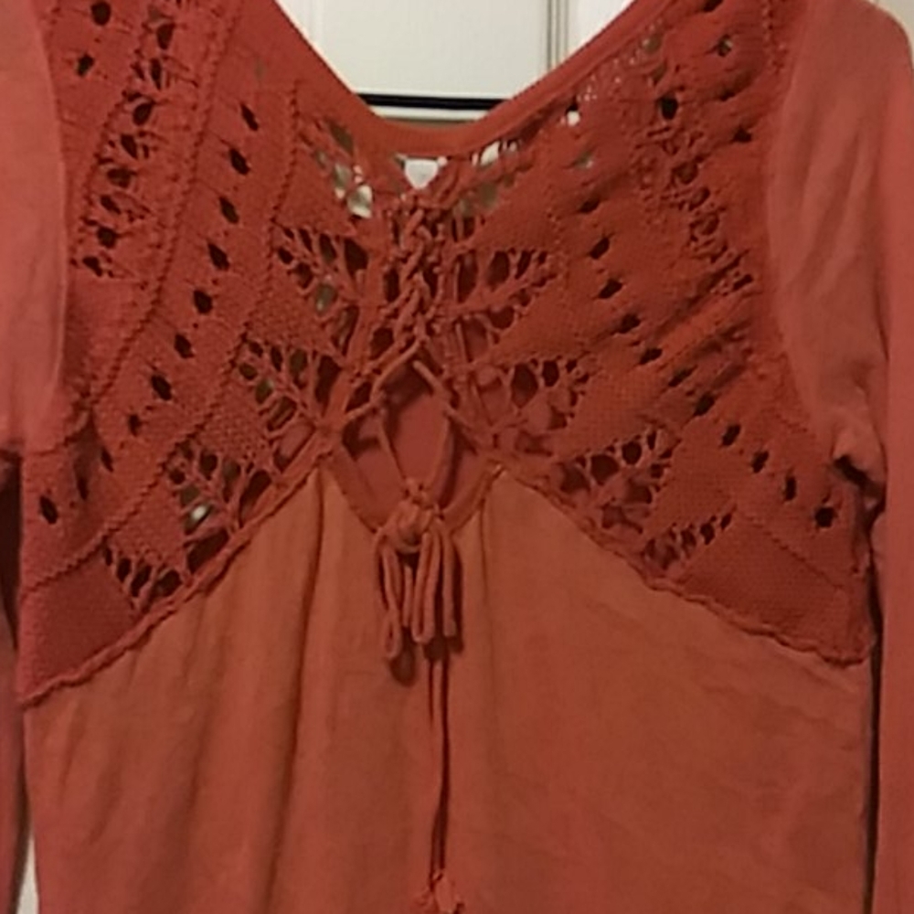 Free people long sleeve oversized size small embroidery embellished T-shirt - Picture 3 of 6
